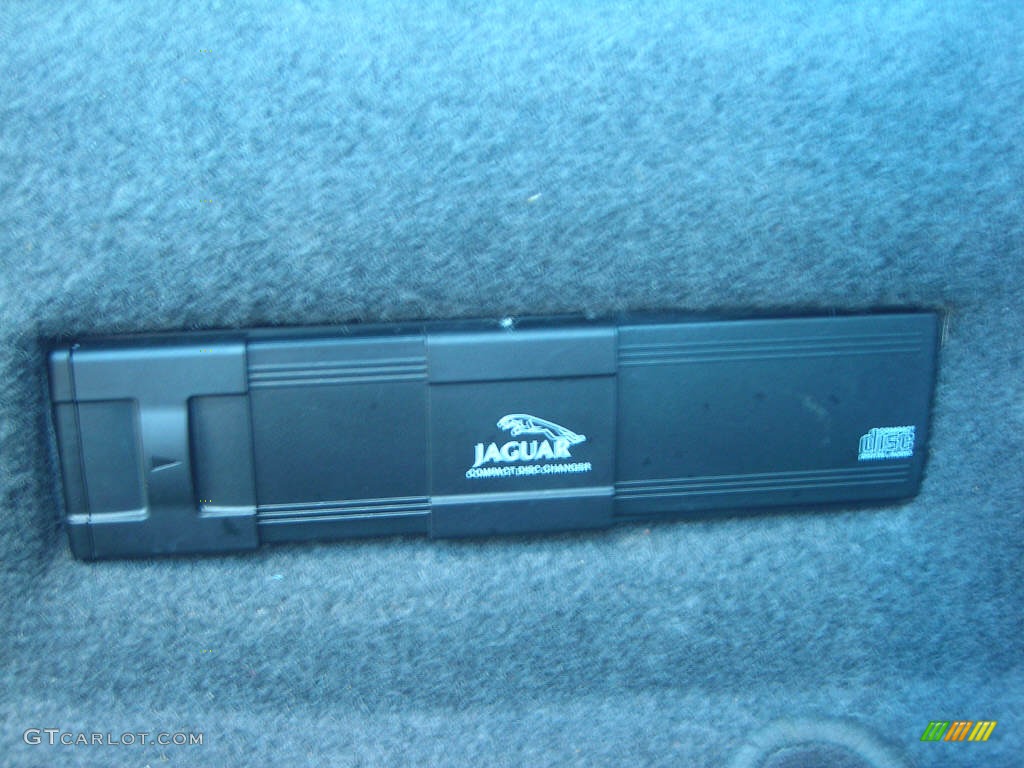 2001 Jaguar XJ XJR Controls Photo #28164