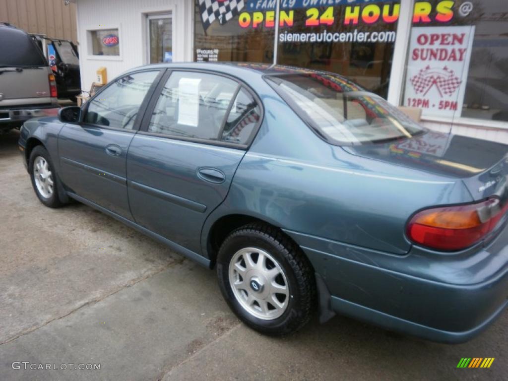 1999 Malibu LS Sedan - Medium Opal Blue Metallic / Medium Gray photo #5