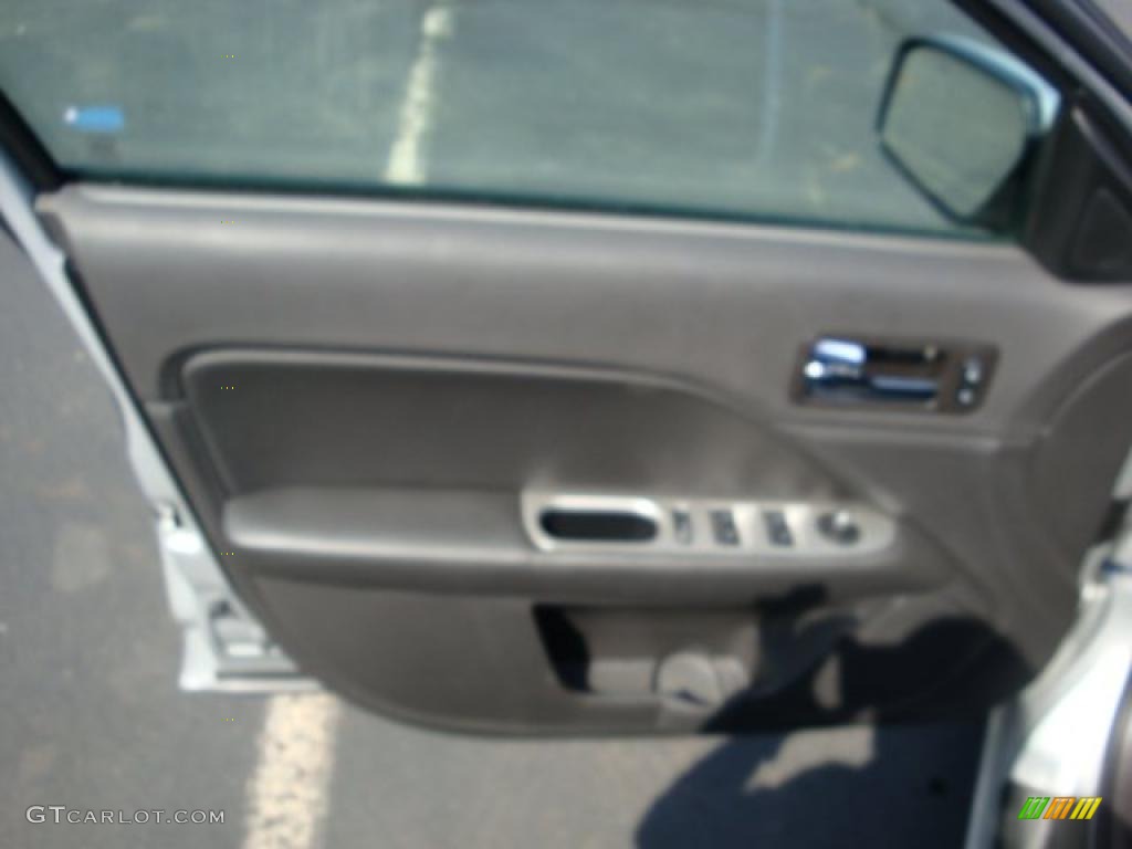2010 Fusion SEL V6 AWD - Brilliant Silver Metallic / Charcoal Black photo #13