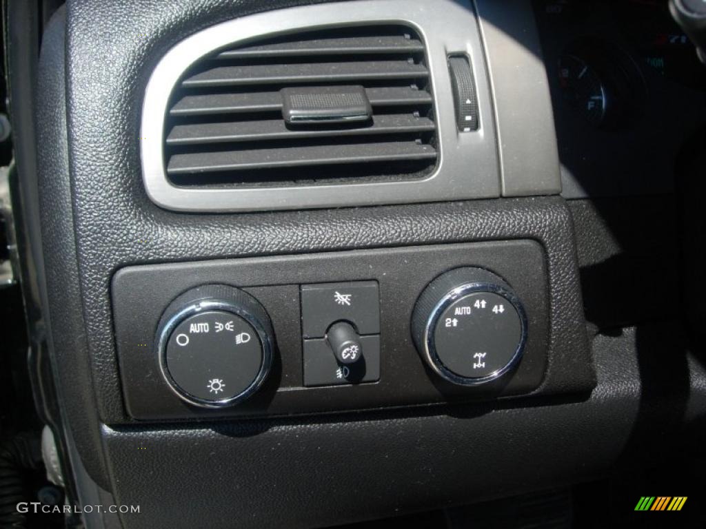 2007 Tahoe Z71 4x4 - Black / Dark Titanium/Light Titanium photo #17
