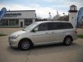 2007 Silver Pearl Metallic Honda Odyssey Touring  photo #2