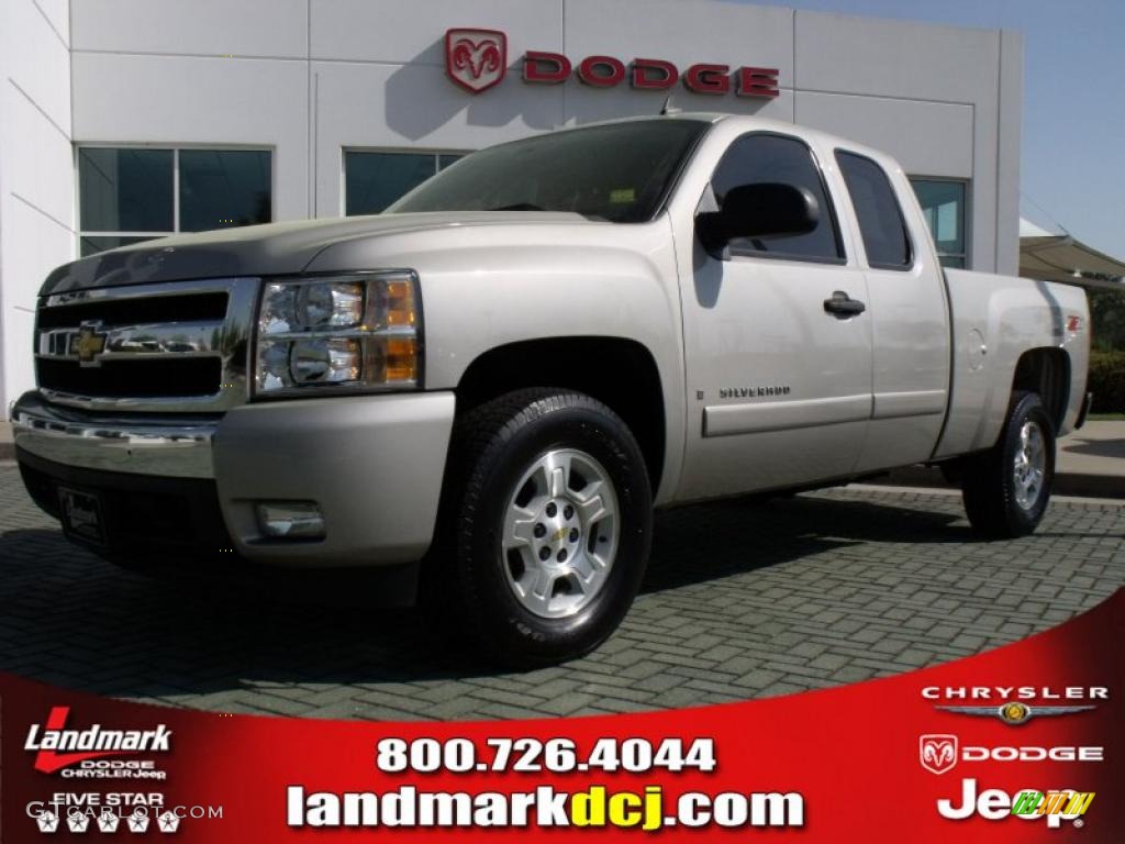 2007 Silverado 1500 LT Extended Cab 4x4 - Silver Birch Metallic / Ebony Black photo #1