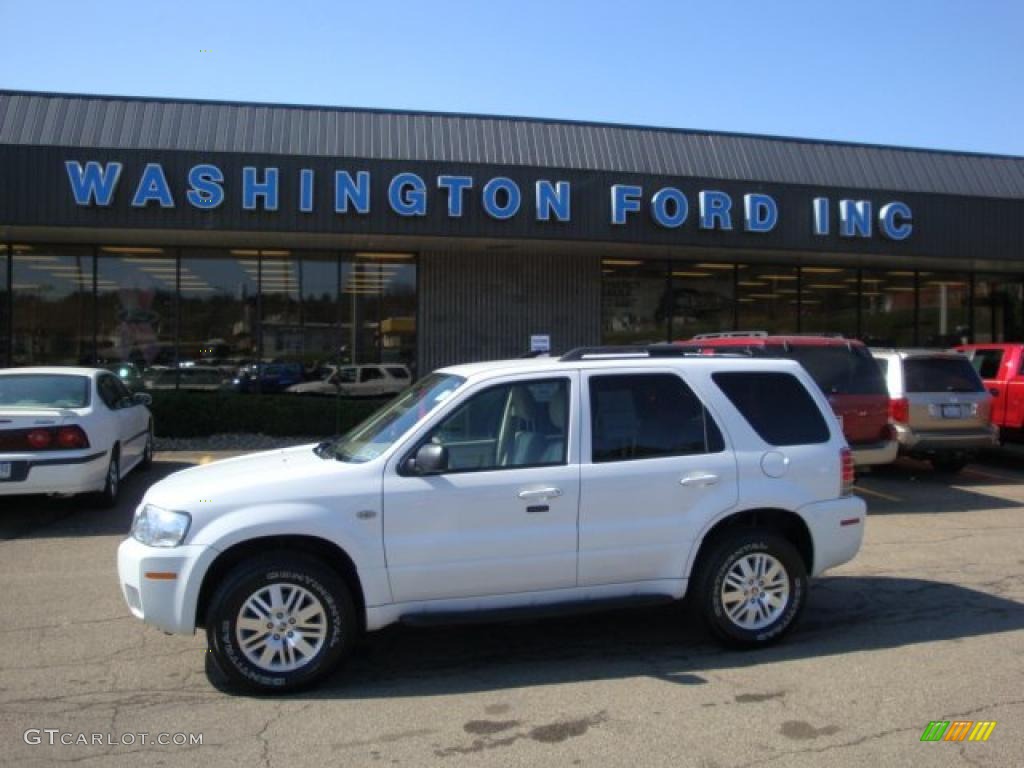 Oxford White Mercury Mariner