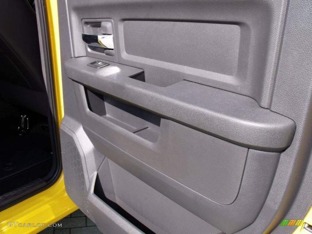 2009 Ram 1500 Sport Crew Cab - Detonator Yellow / Dark Slate/Medium Graystone photo #18