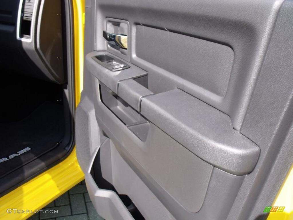 2009 Ram 1500 Sport Crew Cab - Detonator Yellow / Dark Slate/Medium Graystone photo #20