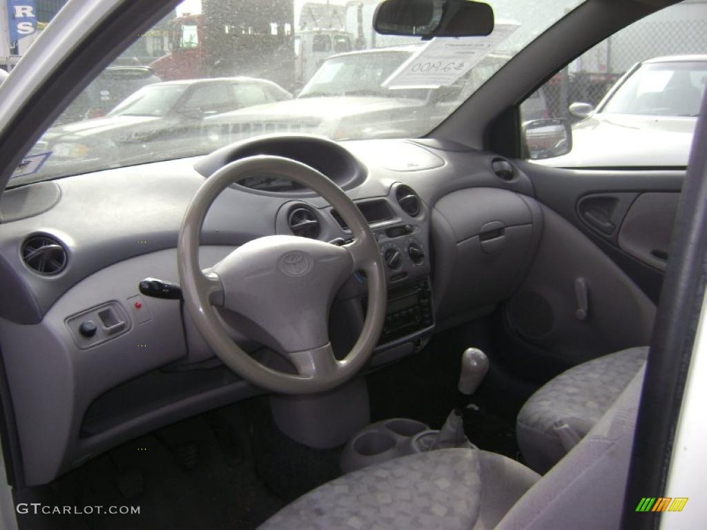 2000 ECHO Sedan - Super White / Warm Gray photo #4