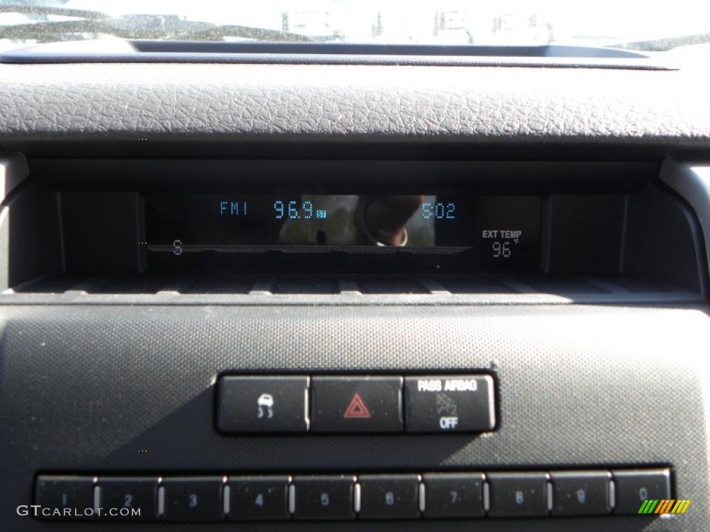 2010 F150 XLT SuperCrew 4x4 - Tuxedo Black / Medium Stone photo #22