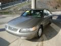 1998 Antique Sage Pearl Toyota Camry LE  photo #5