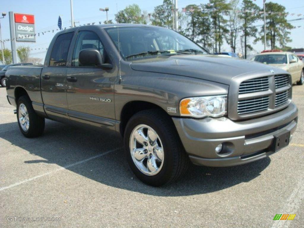 2005 Ram 1500 Sport Quad Cab - Mineral Gray Metallic / Dark Slate Gray photo #7