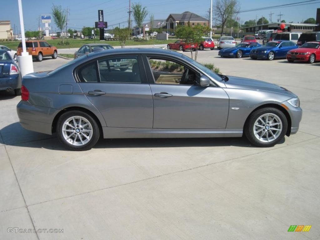 2010 3 Series 328i Sedan - Space Gray Metallic / Beige photo #4