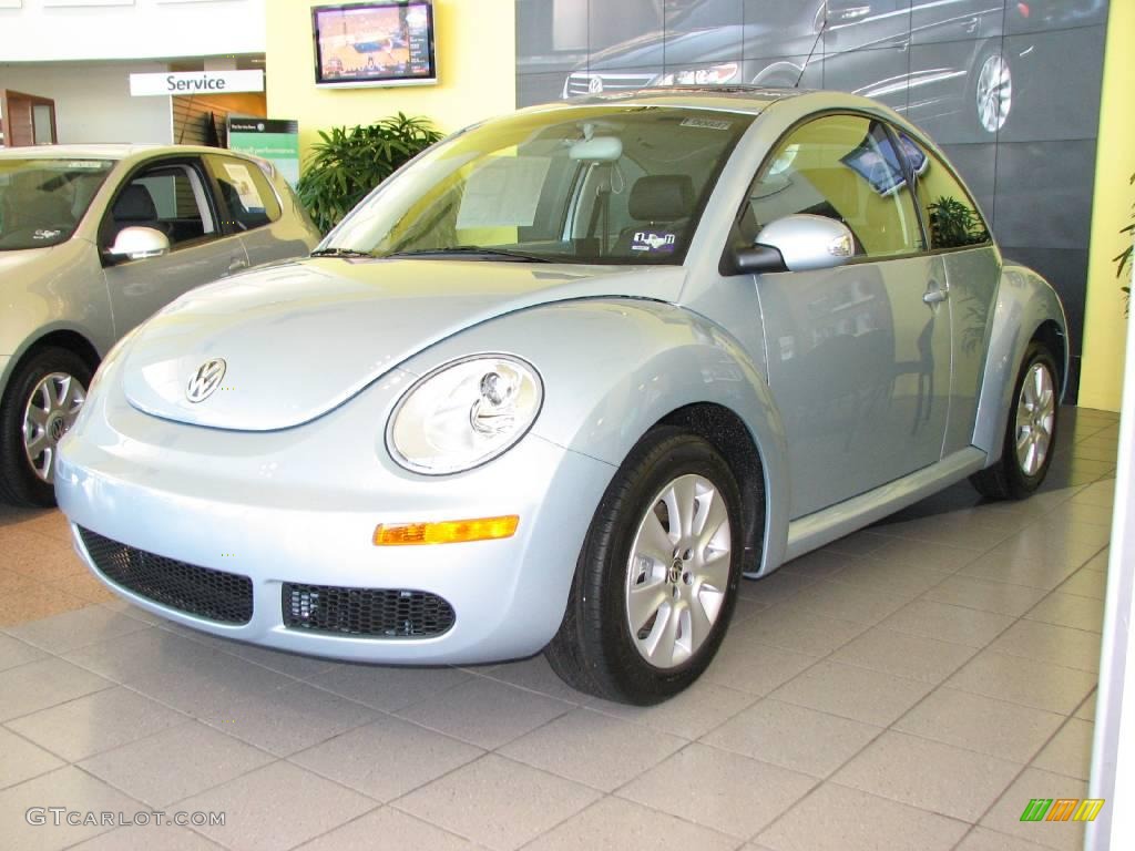 Heaven Blue Metallic Volkswagen New Beetle