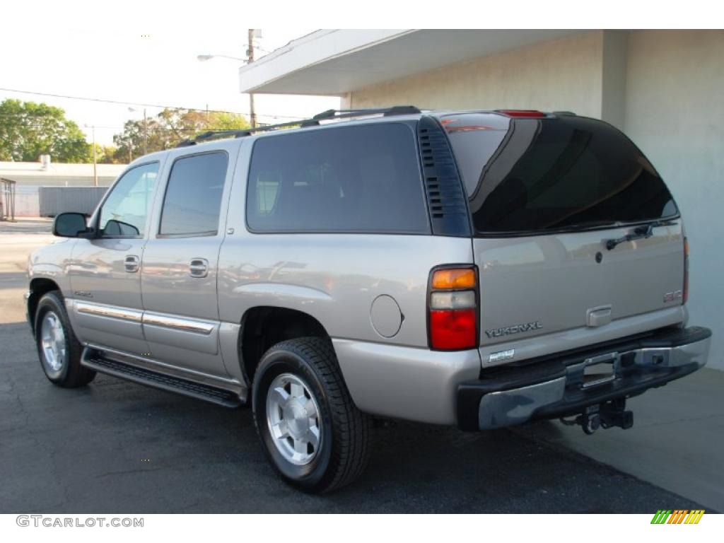 2004 Yukon XL 1500 SLT - Silver Birch Metallic / Neutral/Shale photo #14