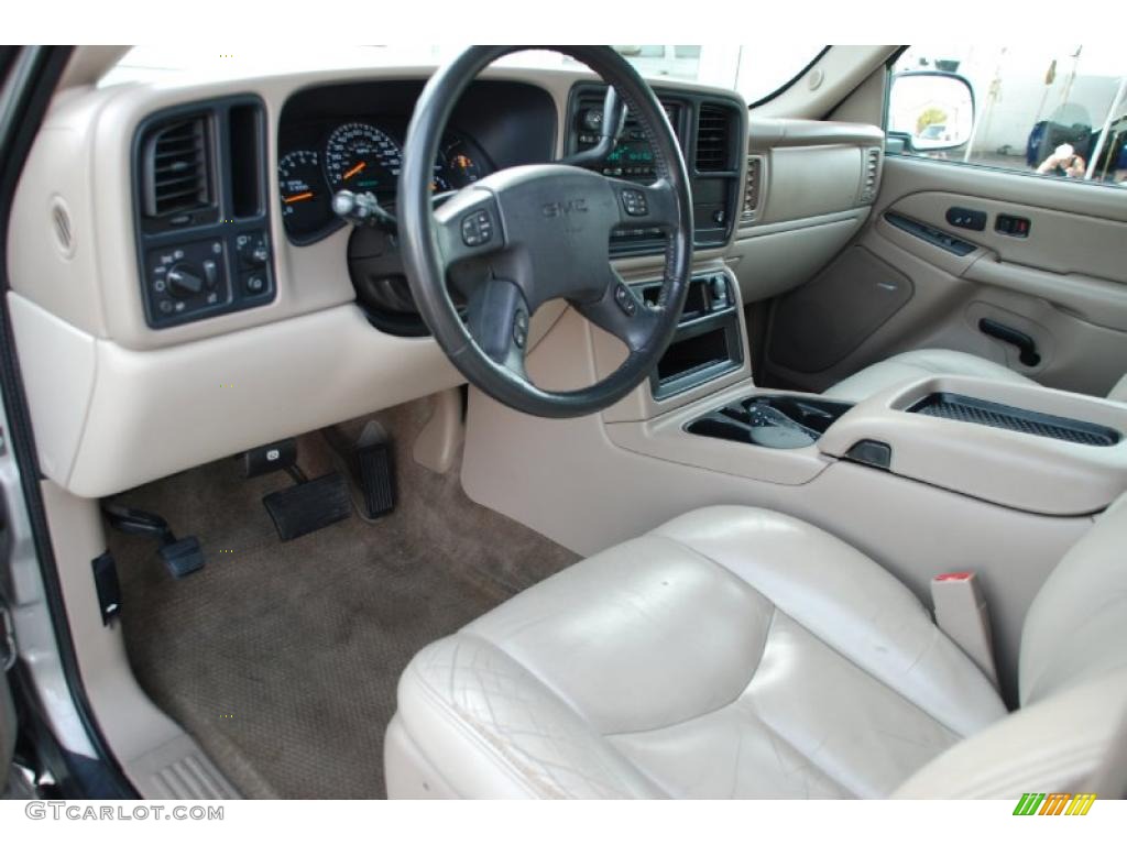 2004 Yukon XL 1500 SLT - Silver Birch Metallic / Neutral/Shale photo #18