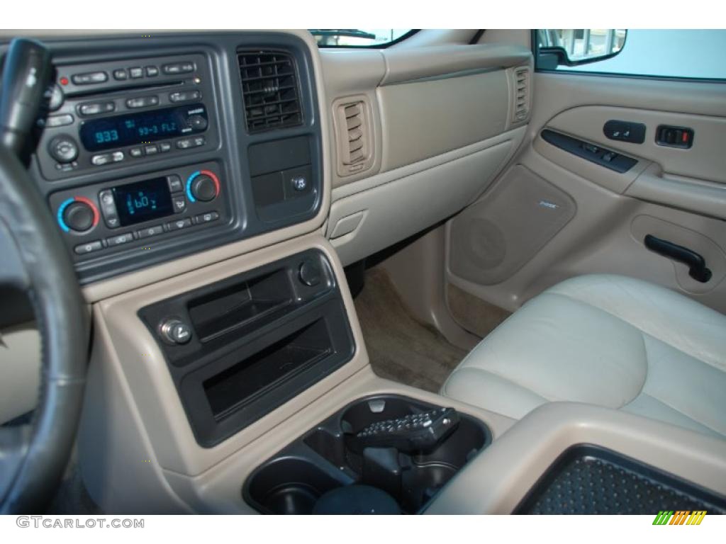 2004 Yukon XL 1500 SLT - Silver Birch Metallic / Neutral/Shale photo #24