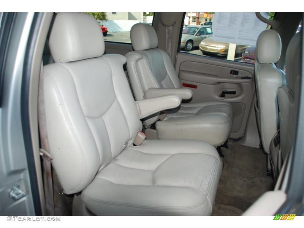2004 Yukon XL 1500 SLT - Silver Birch Metallic / Neutral/Shale photo #43
