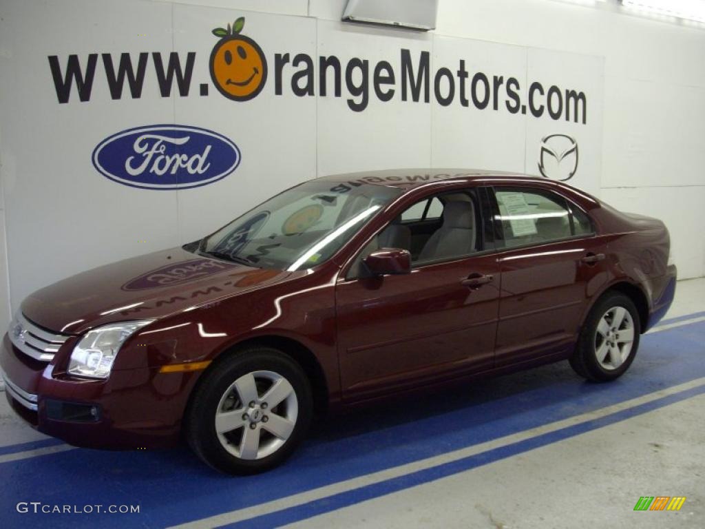 2007 Fusion SE - Merlot Metallic / Light Stone photo #1