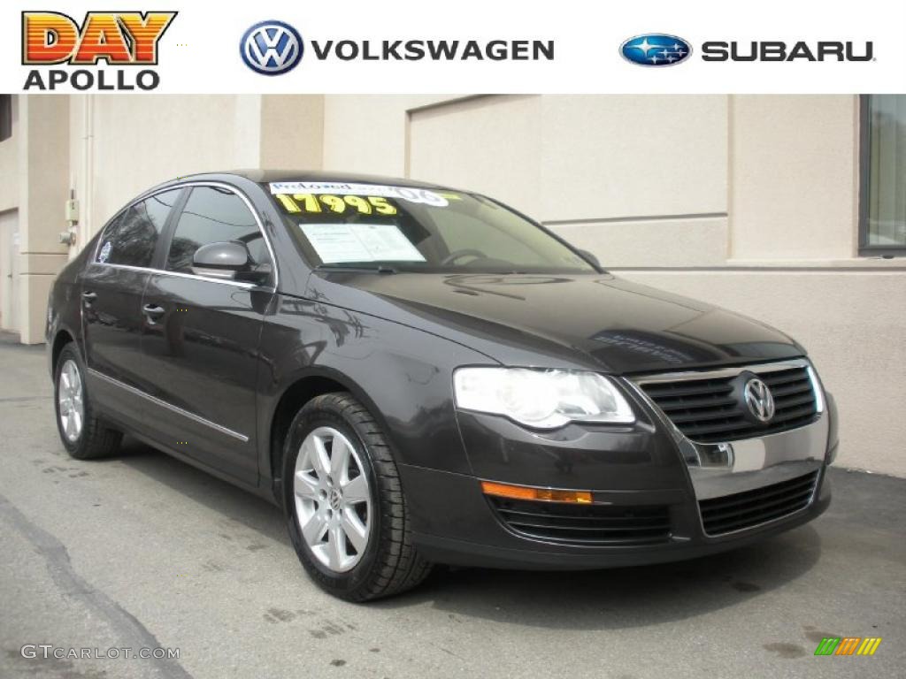 2006 Passat 2.0T Sedan - Mocha Brown / Pure Beige photo #1