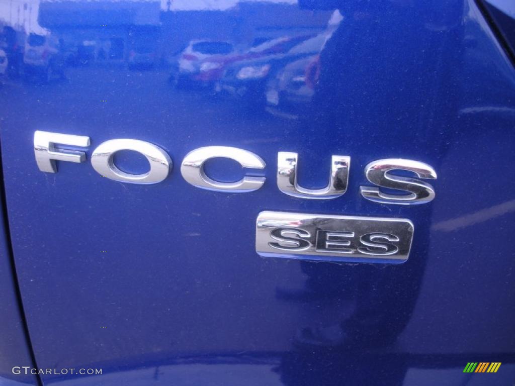 2005 Focus ZX5 SES Hatchback - Sonic Blue Metallic / Dark Flint/Light Flint photo #8