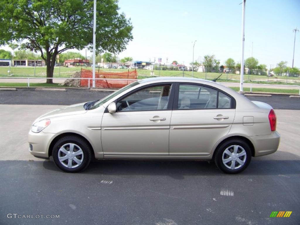 2006 Sand Beige Hyundai Accent Gls Sedan 28196105