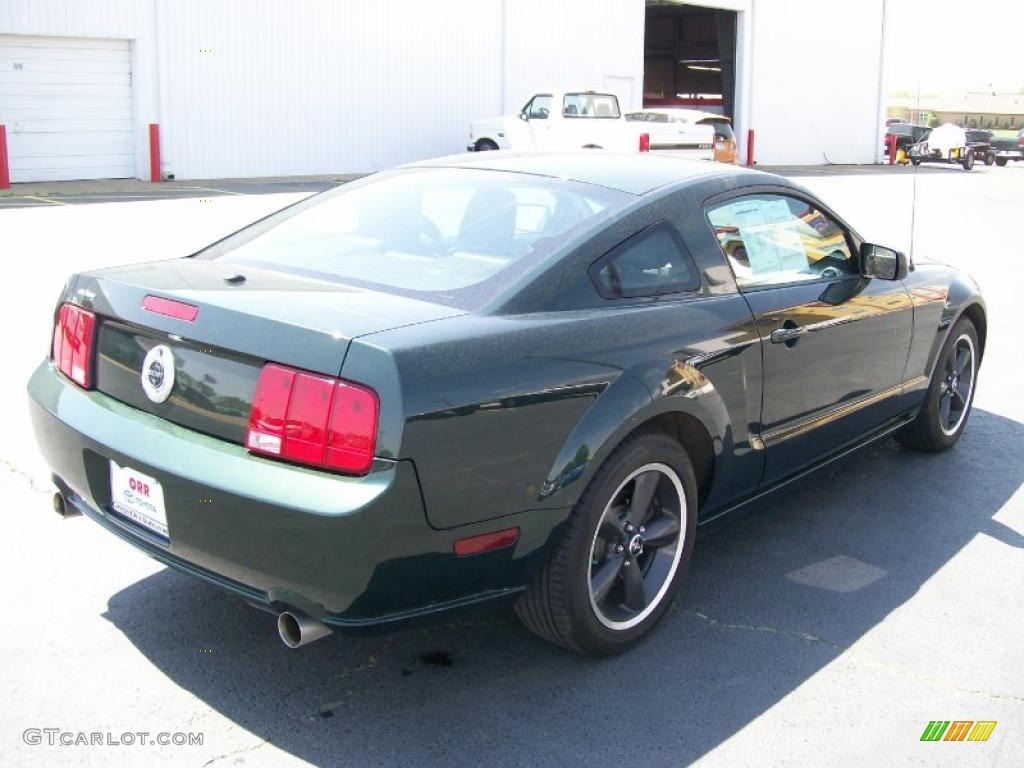 2009 Mustang Bullitt Coupe - Dark Highland Green Metallic / Dark Charcoal photo #4