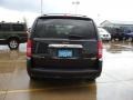 2009 Brilliant Black Crystal Pearl Chrysler Town & Country Touring  photo #3