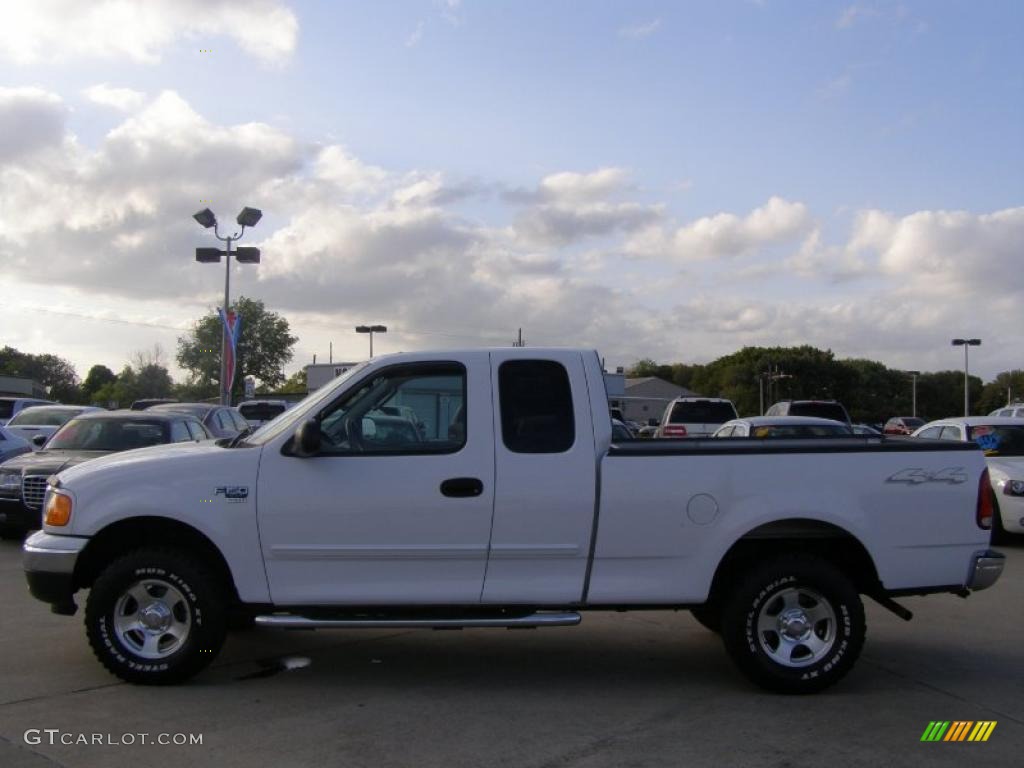 2004 F150 XLT Heritage SuperCab 4x4 - Oxford White / Heritage Graphite Grey photo #2