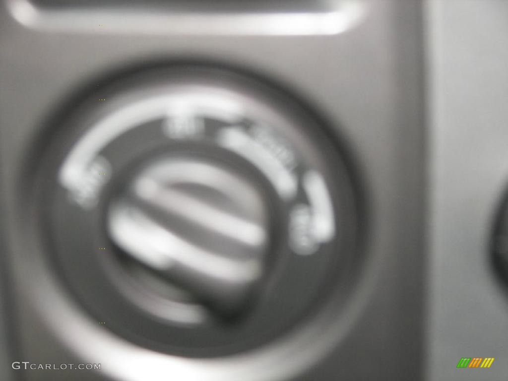 2007 Titan LE King Cab 4x4 - Smoke Gray / Steel Gray photo #20