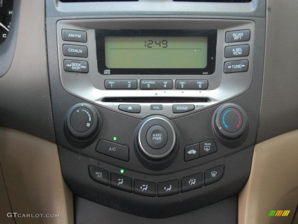 2007 Accord LX Sedan - Taffeta White / Ivory photo #13