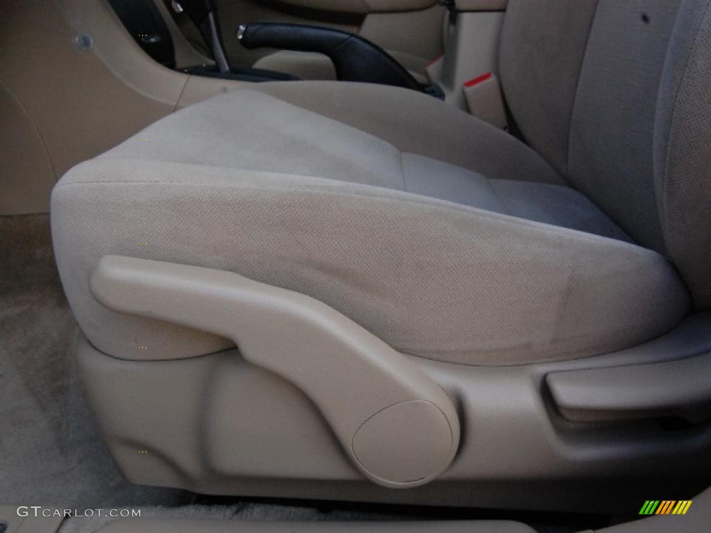 2007 Accord LX Sedan - Taffeta White / Ivory photo #18