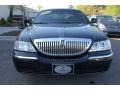 2004 Black Lincoln Town Car Ultimate  photo #14