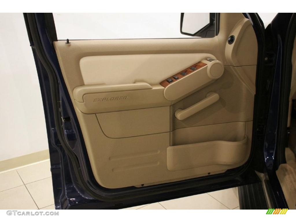 2007 Explorer Eddie Bauer 4x4 - Dark Blue Pearl Metallic / Camel photo #9