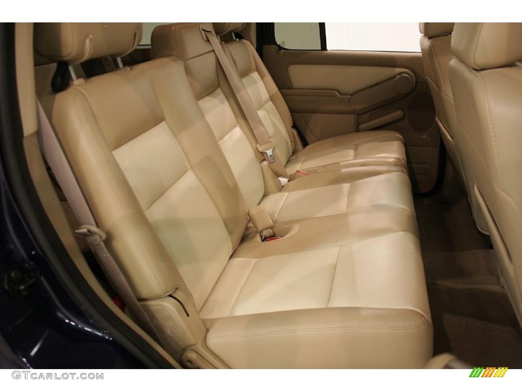 2007 Explorer Eddie Bauer 4x4 - Dark Blue Pearl Metallic / Camel photo #21