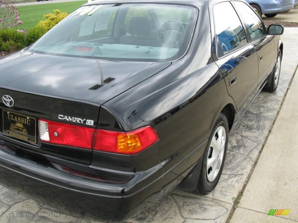 2001 Camry CE - Black / Gray photo #8