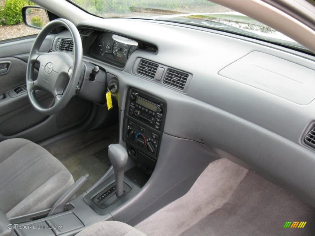 2001 Camry CE - Black / Gray photo #24