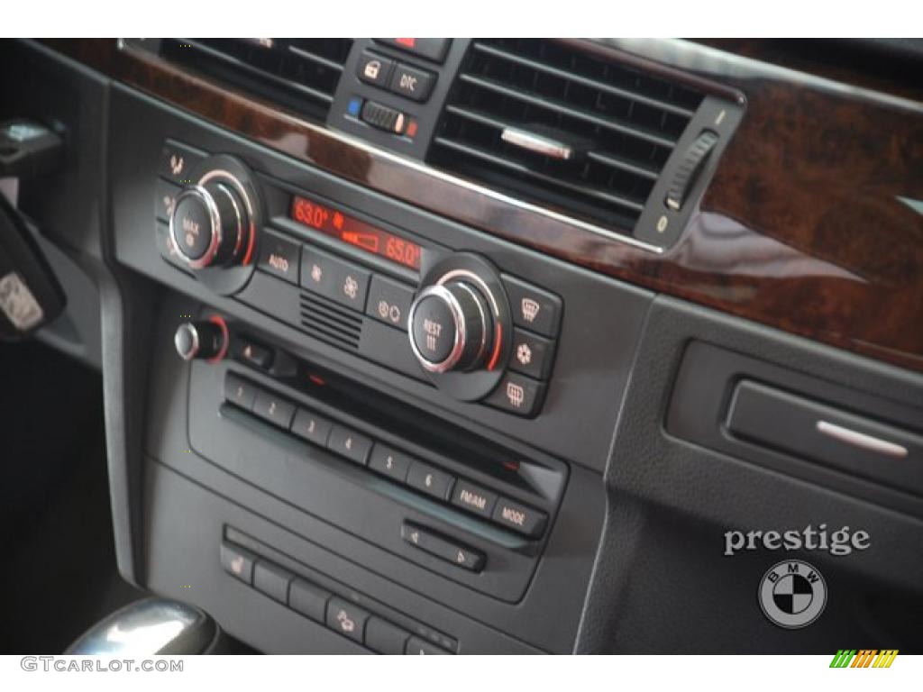 2009 3 Series 328xi Coupe - Titanium Silver Metallic / Coral Red/Black Dakota Leather photo #17