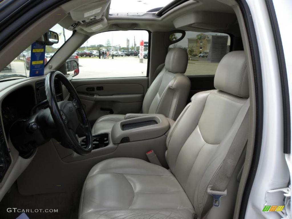 2005 Suburban 1500 LT 4x4 - Summit White / Tan/Neutral photo #9