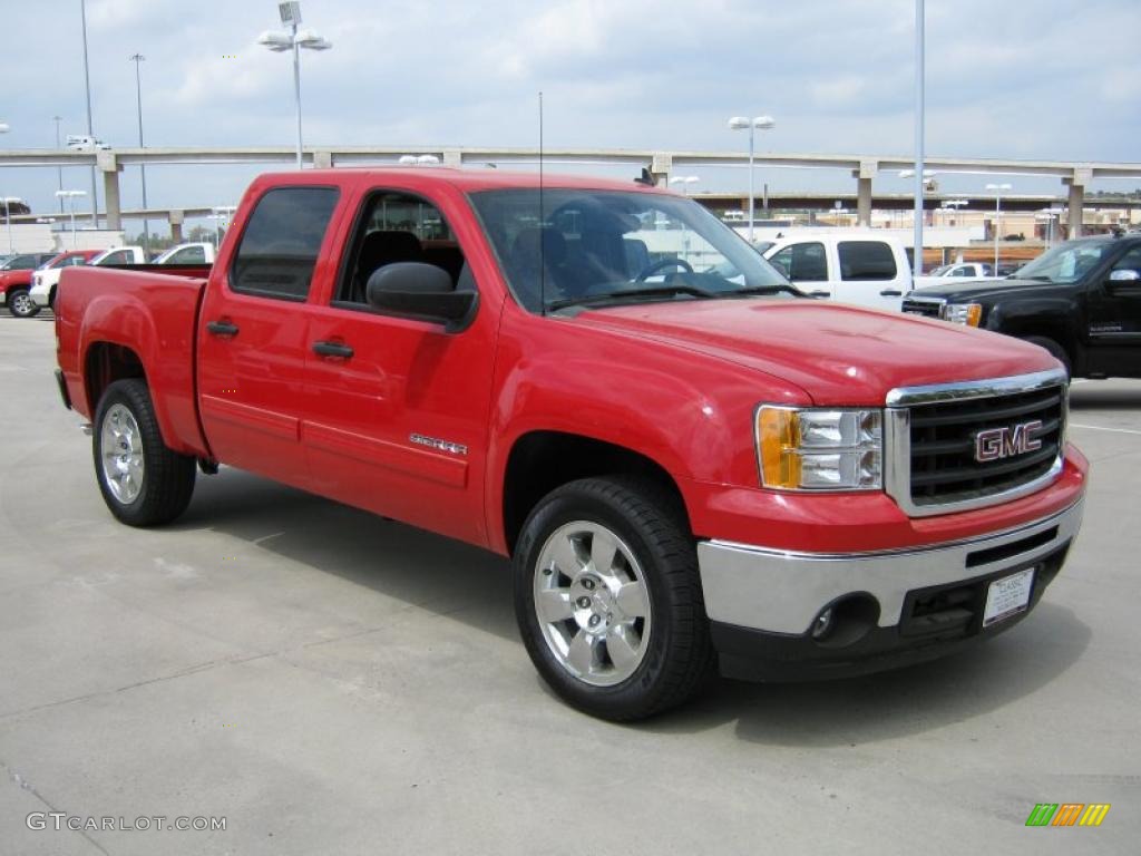 2010 Sierra 1500 SLE Crew Cab - Fire Red / Ebony photo #2