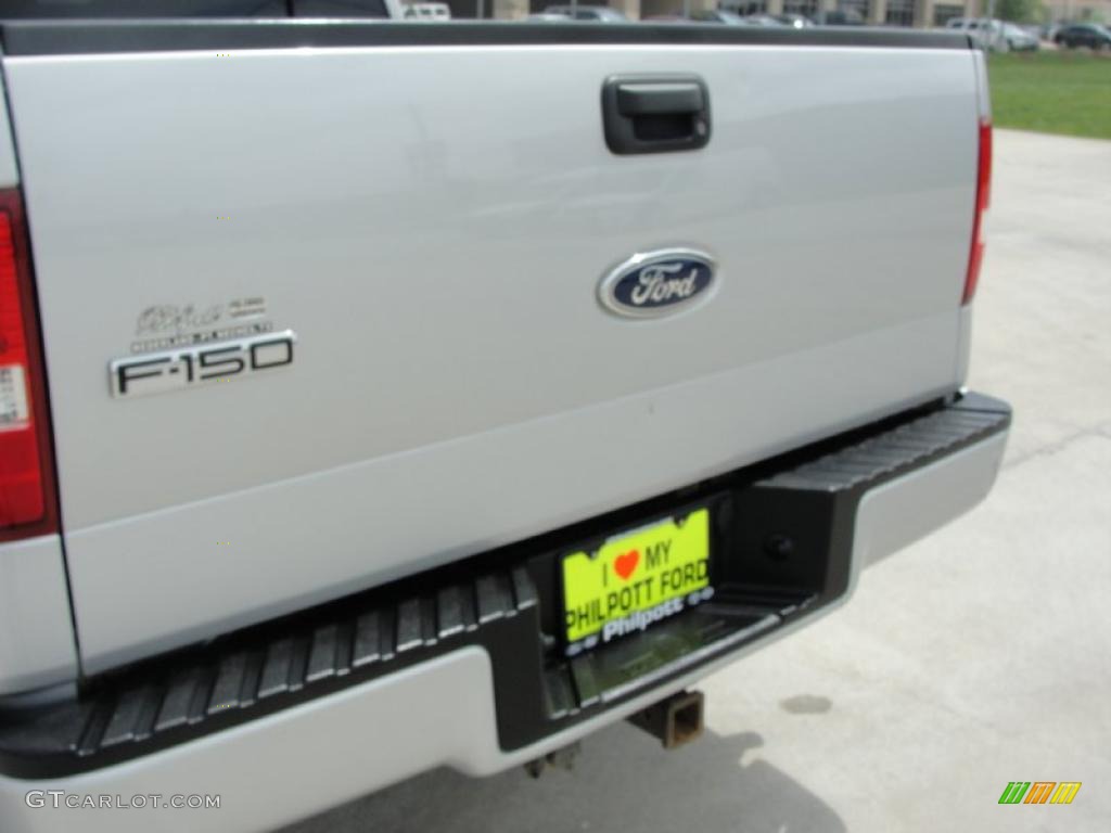 2005 F150 FX4 SuperCrew 4x4 - Silver Metallic / Medium Flint Grey photo #23