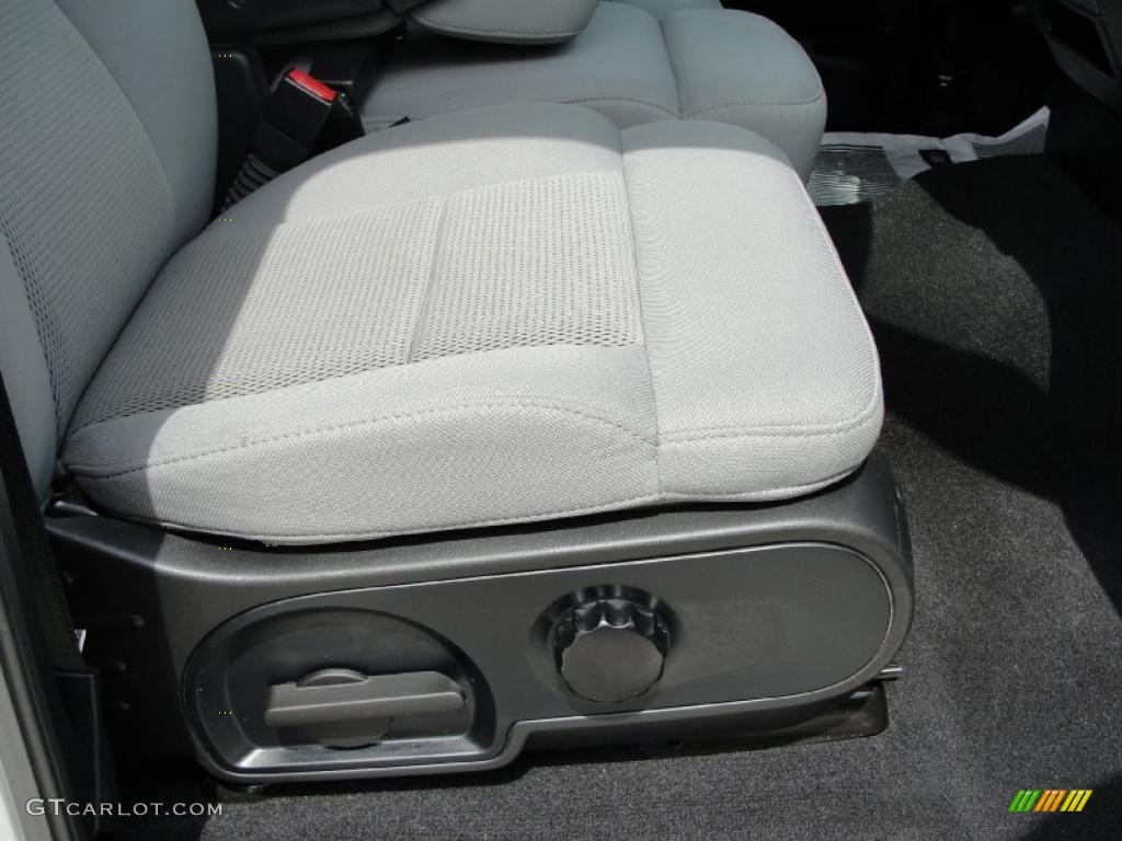 2005 F150 FX4 SuperCrew 4x4 - Silver Metallic / Medium Flint Grey photo #31