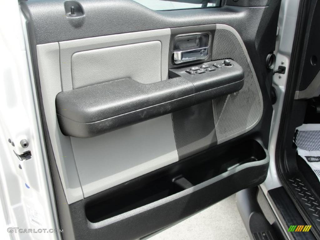 2005 F150 FX4 SuperCrew 4x4 - Silver Metallic / Medium Flint Grey photo #36