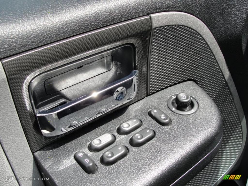 2005 F150 FX4 SuperCrew 4x4 - Silver Metallic / Medium Flint Grey photo #37