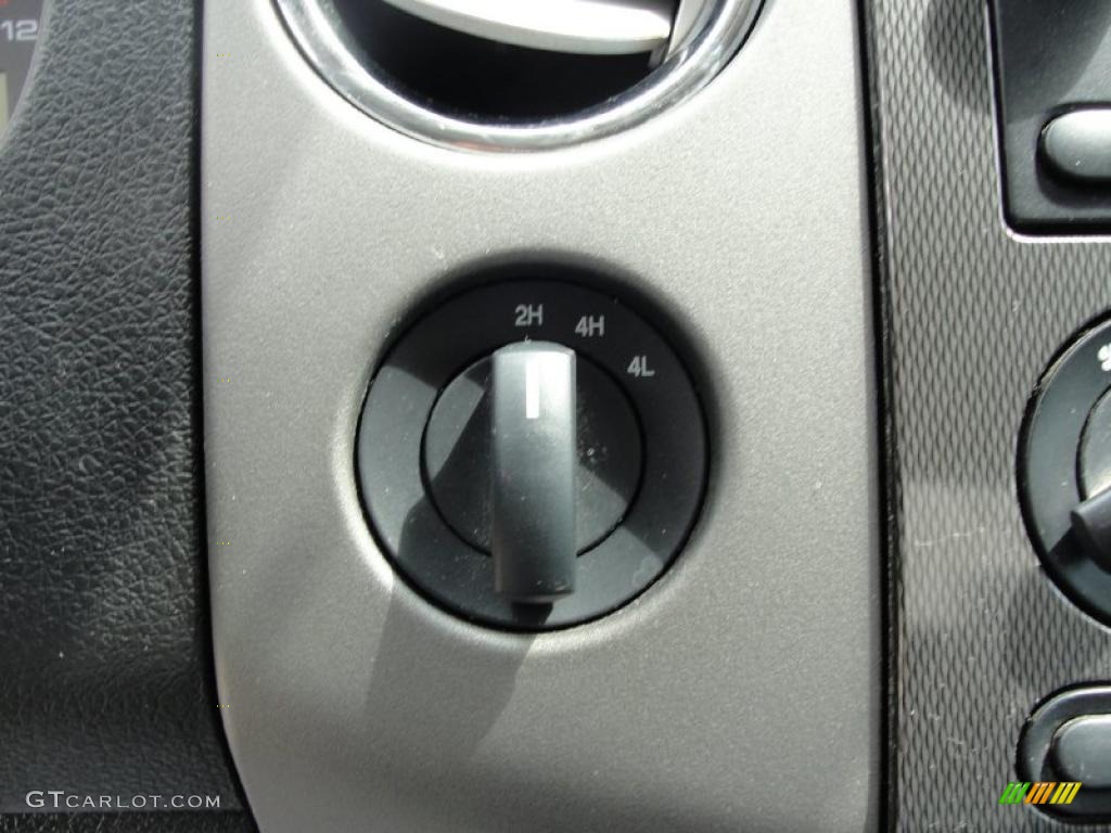 2005 F150 FX4 SuperCrew 4x4 - Silver Metallic / Medium Flint Grey photo #44