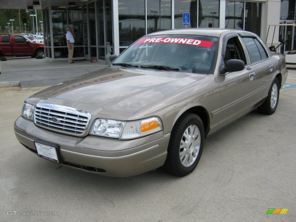 2003 Crown Victoria LX - Gold Ash Metallic / Medium Parchment photo #1