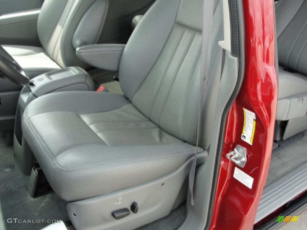 2007 Grand Caravan SXT - Inferno Red Crystal Pearl / Medium Slate Gray photo #36