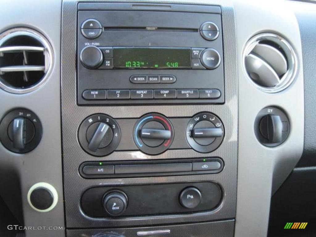 2004 F150 FX4 SuperCrew 4x4 - Black / Black/Medium Flint photo #8
