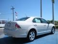 White Suede - Fusion SE V6 Photo No. 5