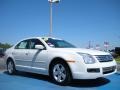 White Suede - Fusion SE V6 Photo No. 7