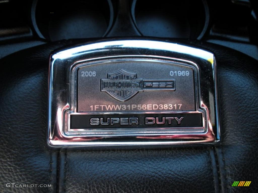 2006 F350 Super Duty Harley Davidson Crew Cab 4x4 - Black / Black photo #22