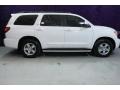 Super White - Sequoia SR5 4WD Photo No. 2