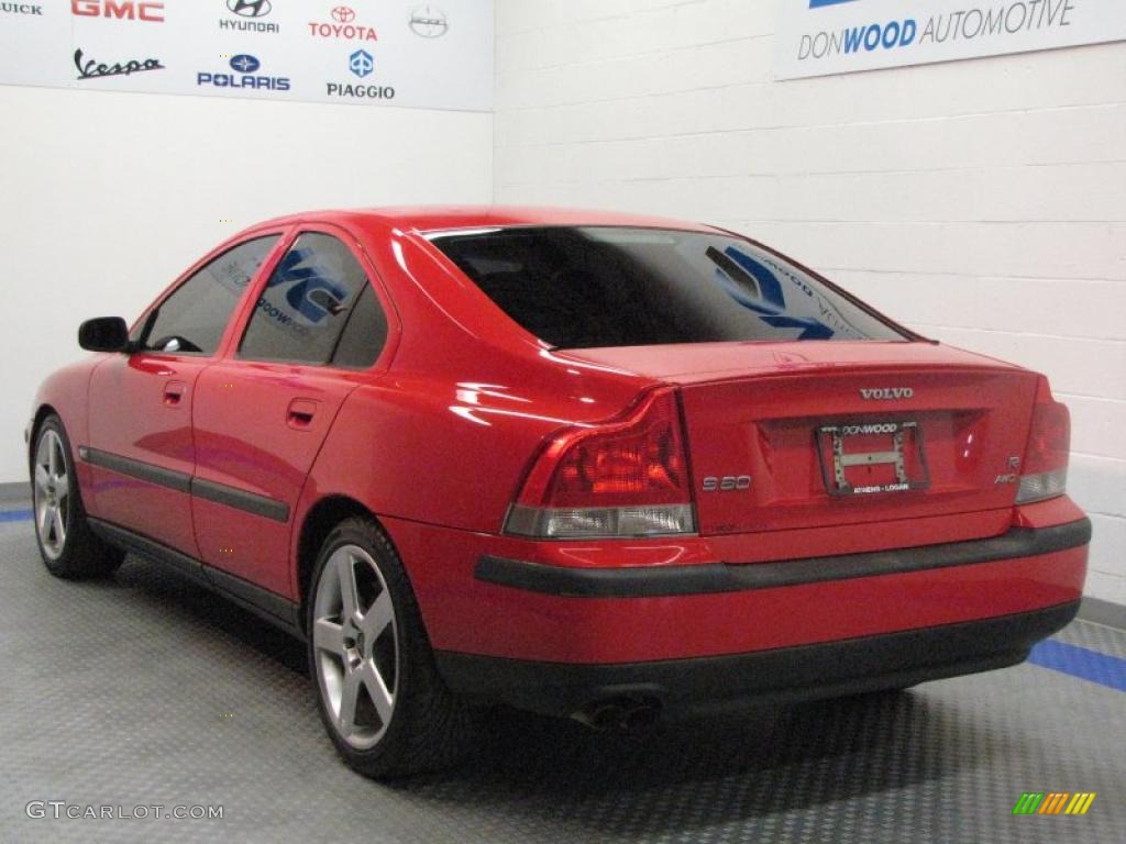 2004 S60 R AWD - Ruby Red Metallic / Nordkap Black/Blue R Metallic photo #1
